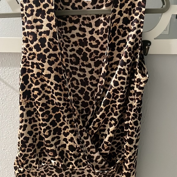 Cheetah print blouse, silk finish - Picture 2 of 4